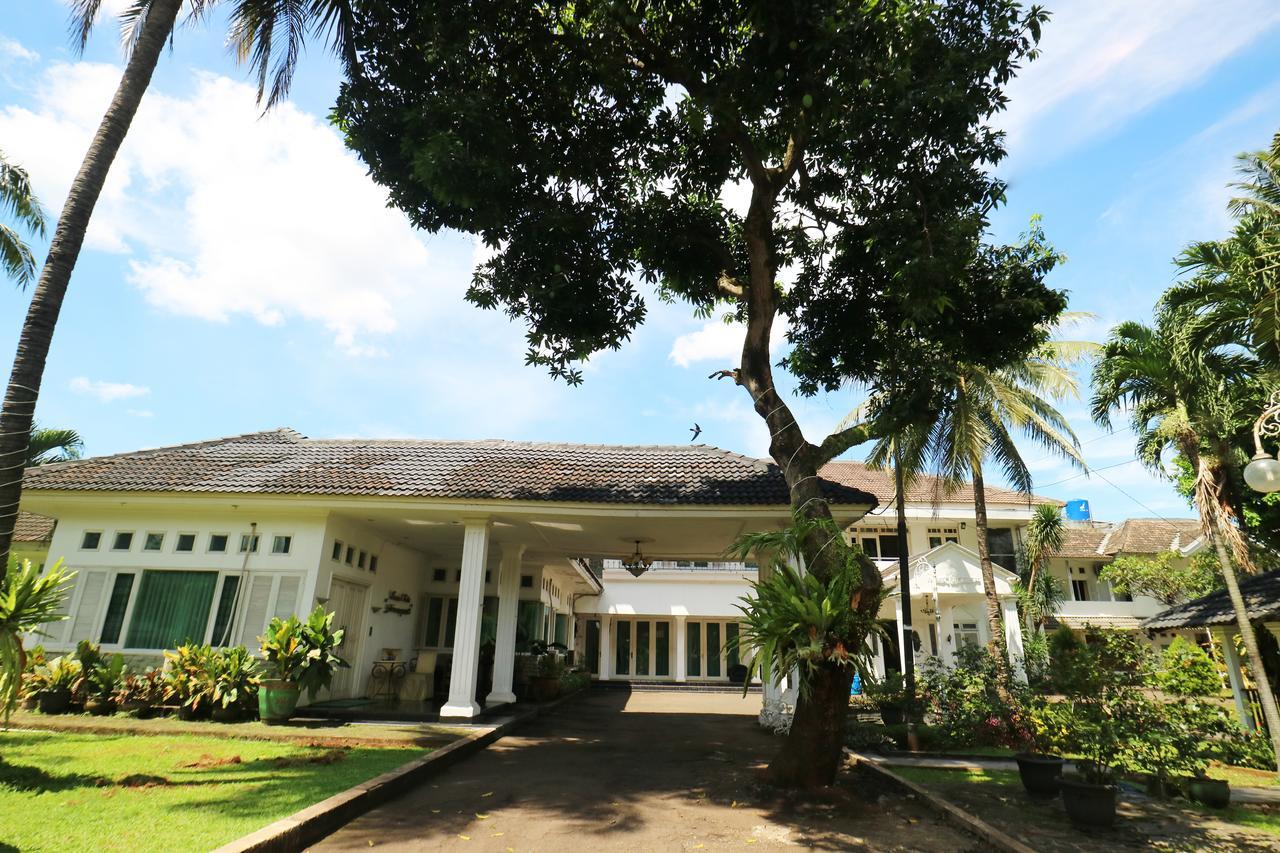 Villa Sri Manganti ジャカルタ エクステリア 写真